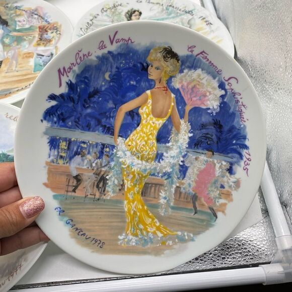 10 “Women of the Century”Collective Plates by artist D’Arceau, Signed & Numbered - Picture 4 of 16